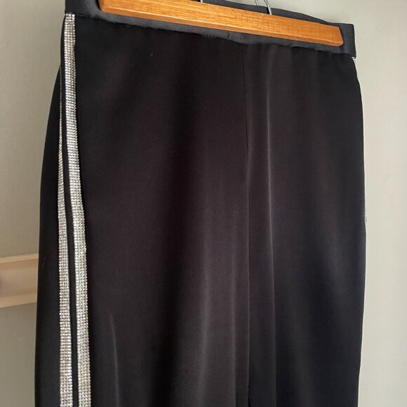 Alice + Olivia Rhinestone Embellished Black Joggers - Picture 4 of 10